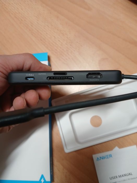 Adapter pasywny Anker 7w1