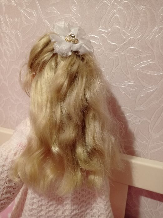 Гарненька,велика лялька-MAX ZAPF