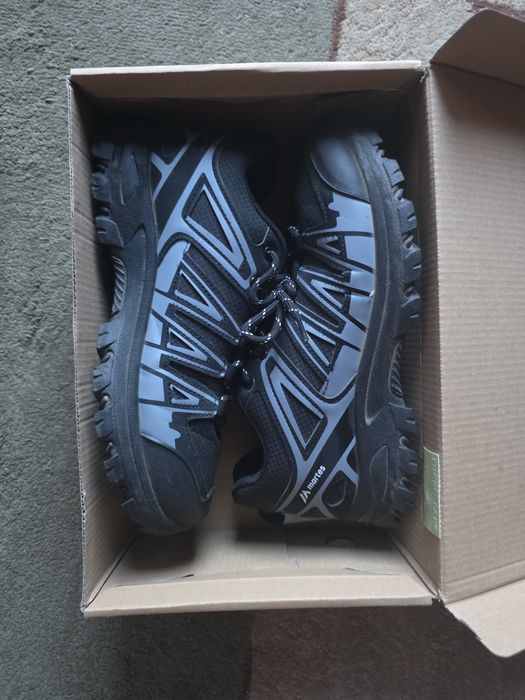 Buty trekkingowe niskie martens