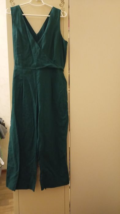 Продам элегантный комбинезон