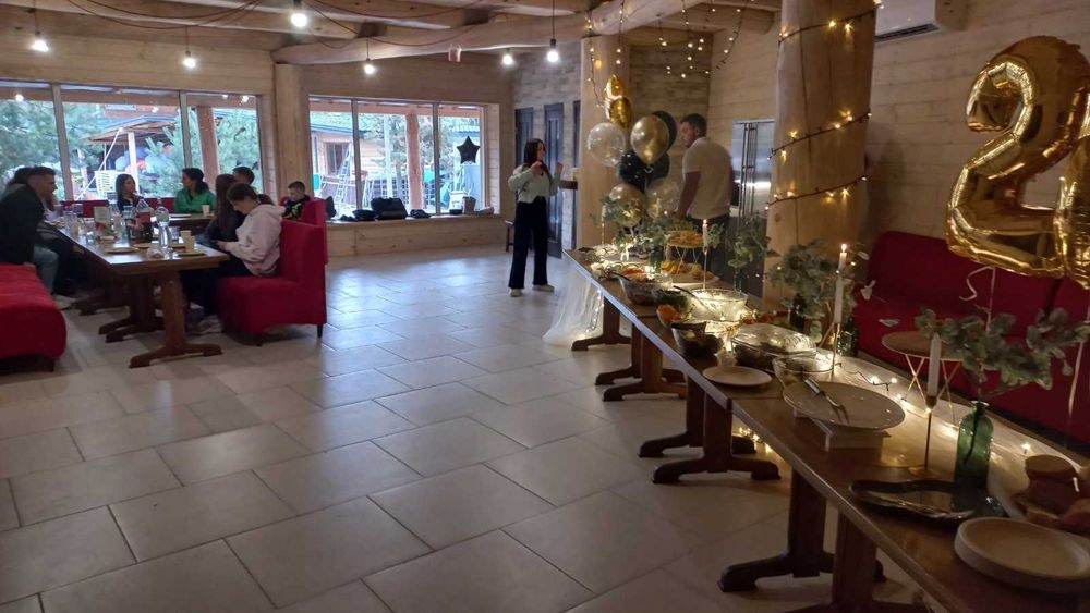 Є СВІТЛО!Оренда будинку подобово з великим залом!Басейн з підігрівом