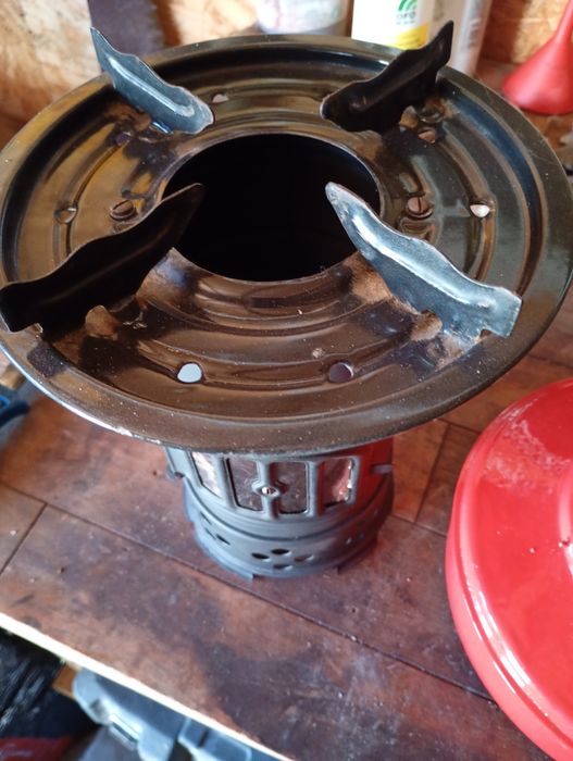 Piecyk na naftę malowany