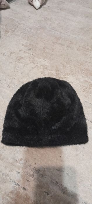 Czapka czarna ciepła