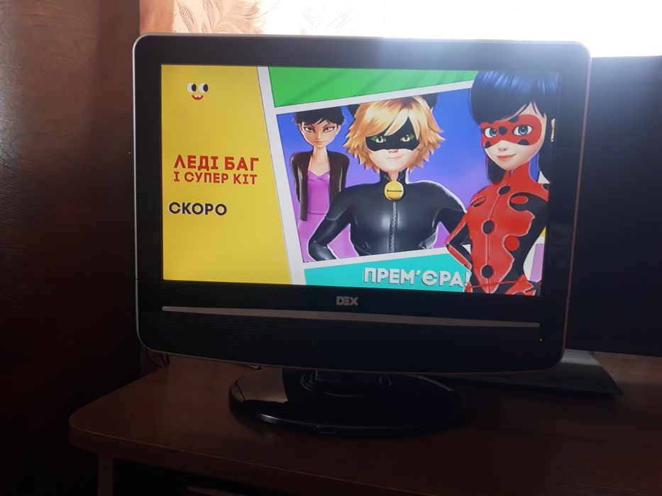Телевізор DEX   LCD TV.  LT-1502