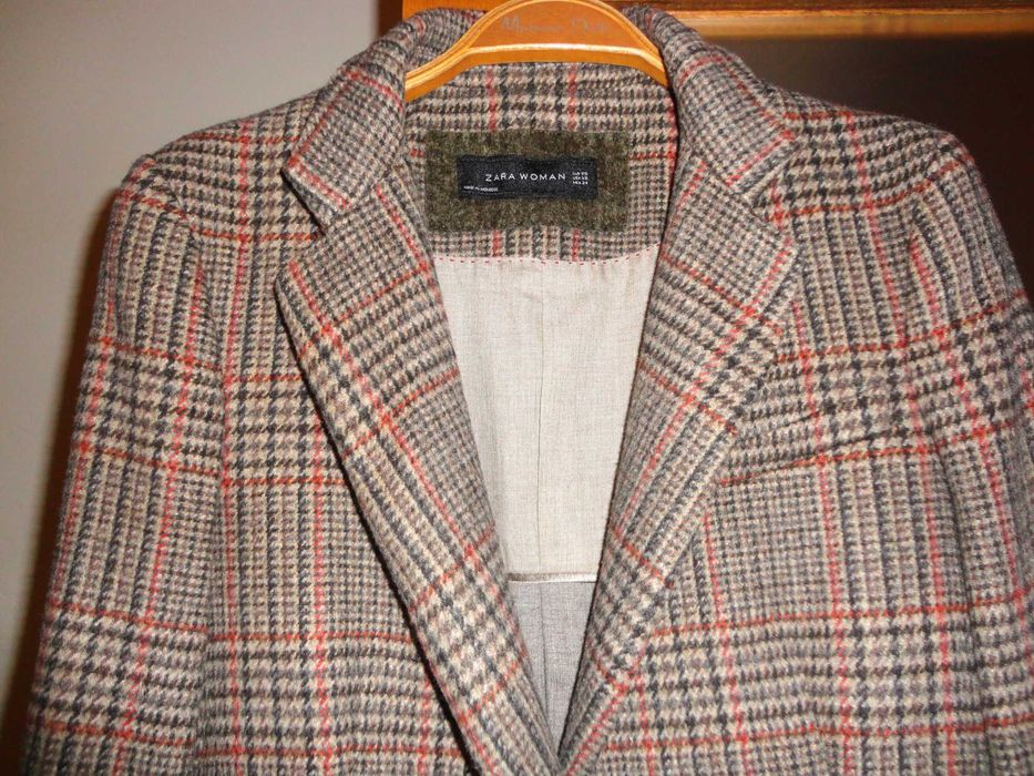 Sobretudo tons terra Zara