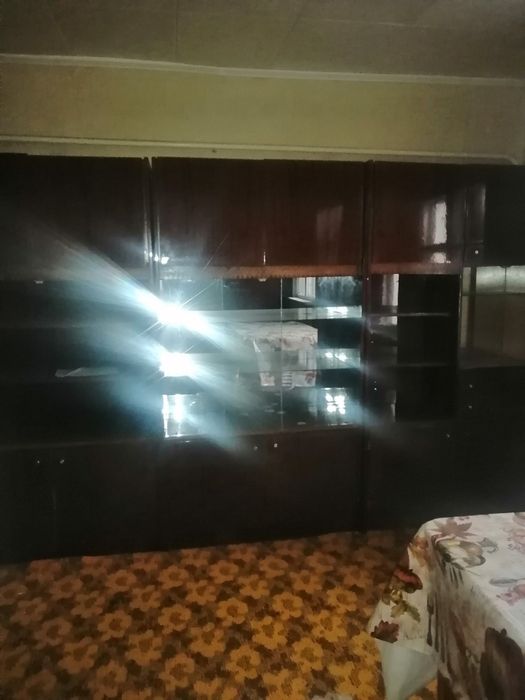 Продаж половини двоповерхового будинку. Р-н Добровільної