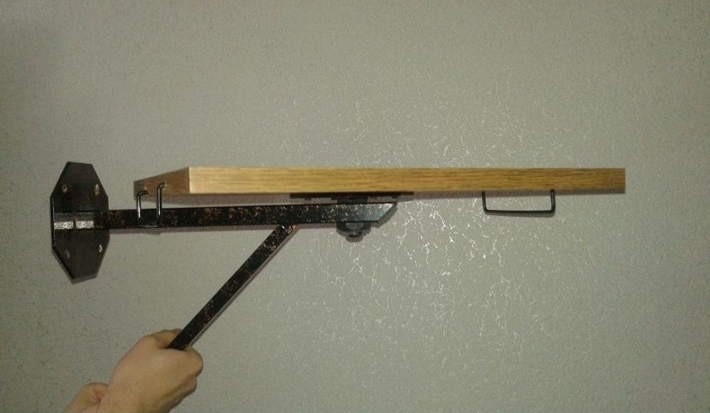 Подставка ТВ или микроволновку в отличном состоянии