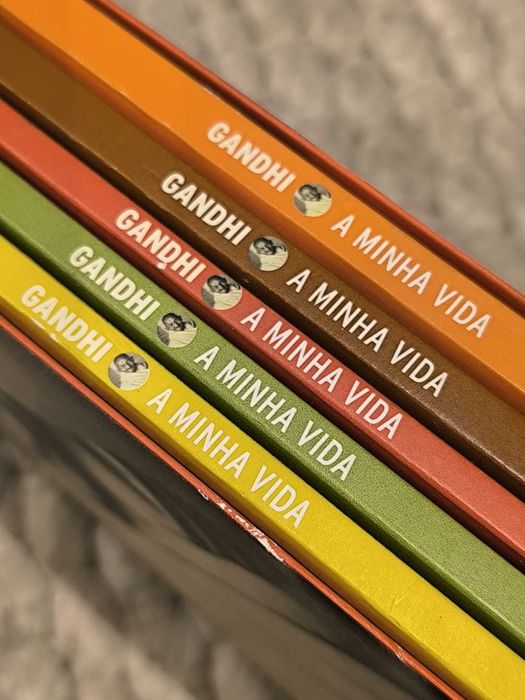 Livro "Gandhi - A Minha Vida" (5 Volumes) de Mohandas K.