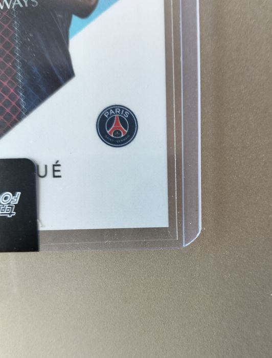 Carta Desirée Doue numerada 27/50 Topps