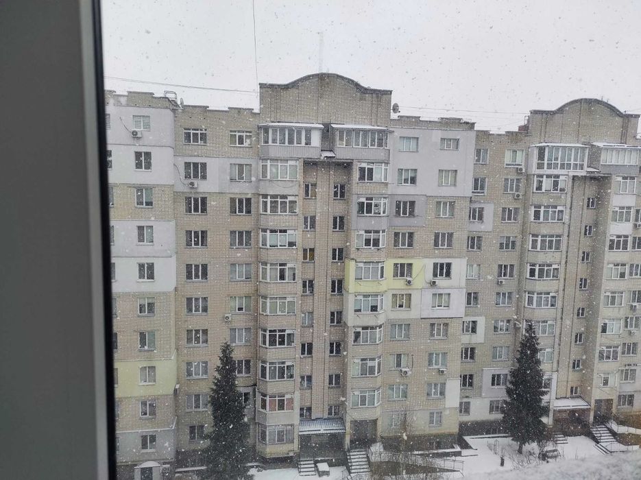 2-кімнатна квартира з АГВ та окремими кімнатами біля «Урожаю».