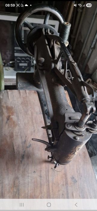 Stara maszyna szewska Singer