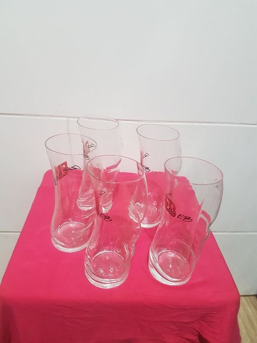 Pięć nowych oryginalnych krzywych szklanek 0,3l Glass Decor