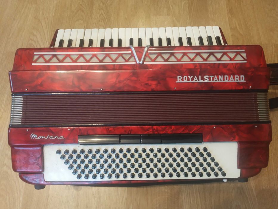 Акардеон "Royal Standart"