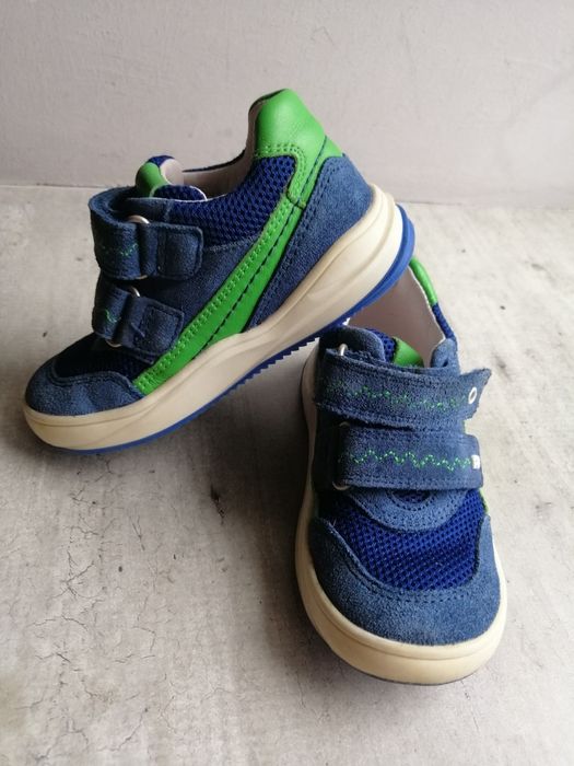 Кросівки дитячі  22р