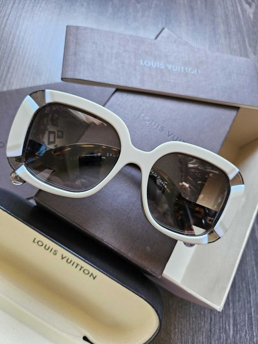 Óculos de sol da marca Louis Vuitton originais.
