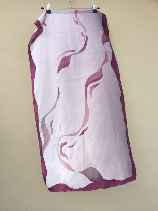 Jedwabny piękny duży szalik ręcznie malowany