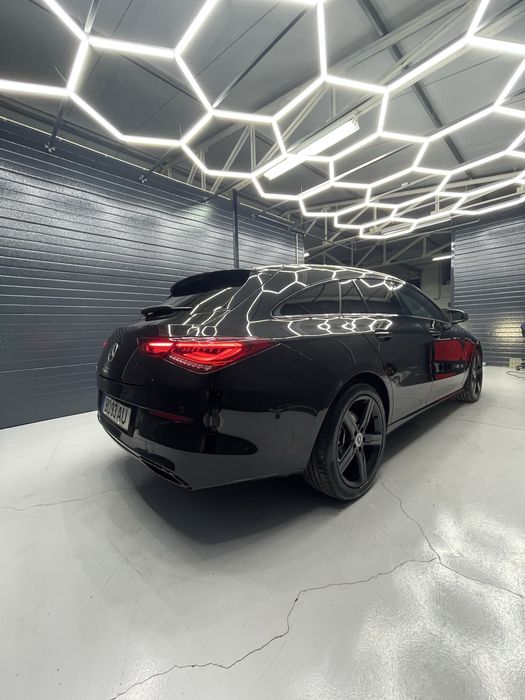 Mercedes-Benz CLA 200 d Shooting Brake 8G-DCT