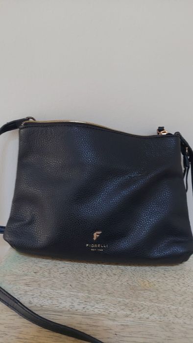 Fiorelli zgrabna, urocza torebka black