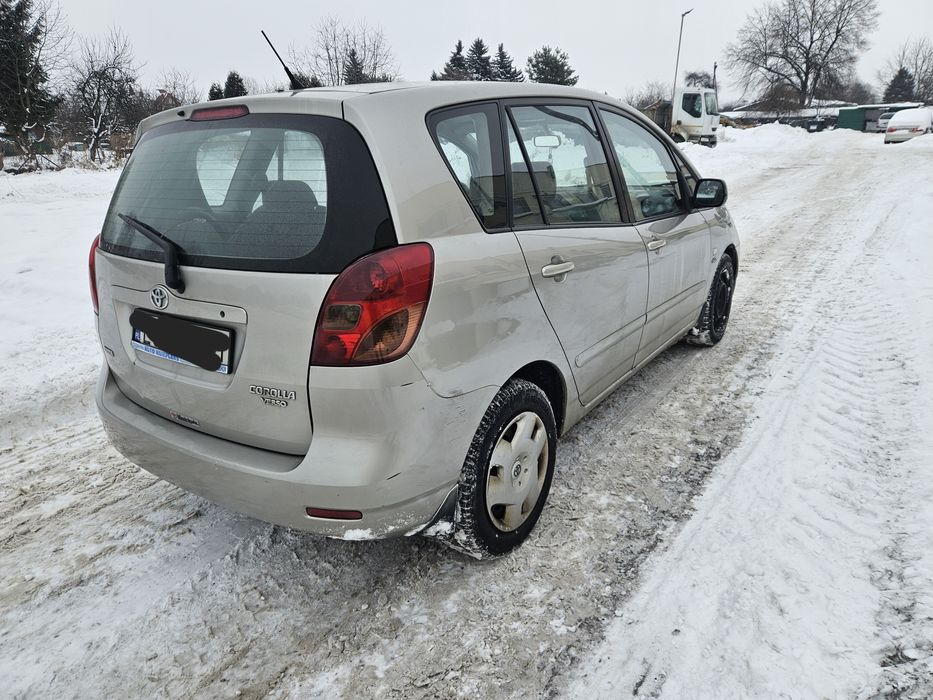 Toyota Corolla Verso 2002 рік 2.0 дизель для військових