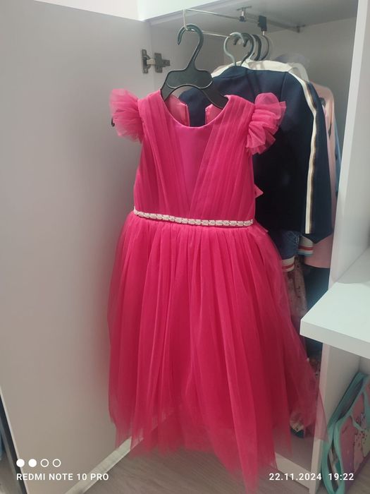 Продається випускне плаття