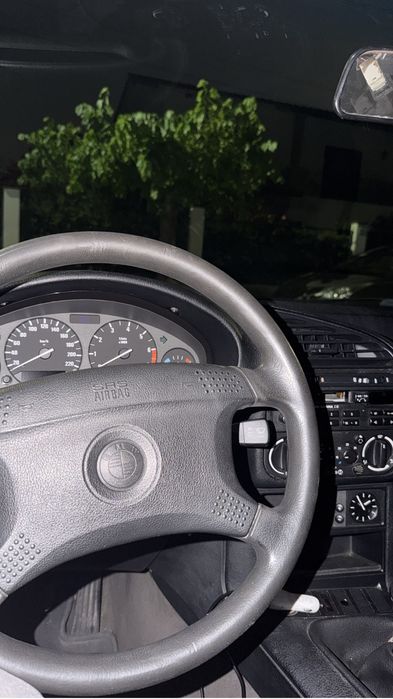 vendo bmw 318i de livrete