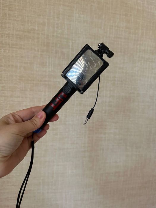 Селфі-монопод UFT SS11 з кабелем і дзеркалом Blue