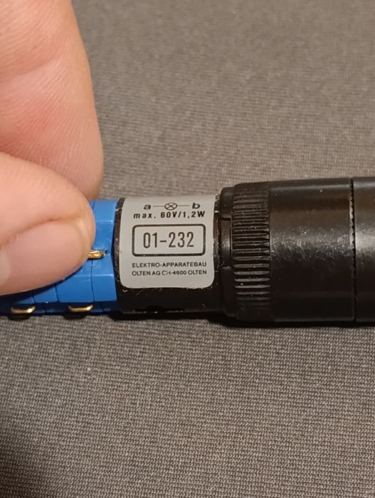 Кнопка  8 контактна UNIMAX  01-123 16мм
Illuminated Push Button Switch