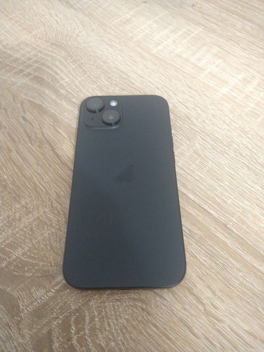 iPhone 15, 128GB