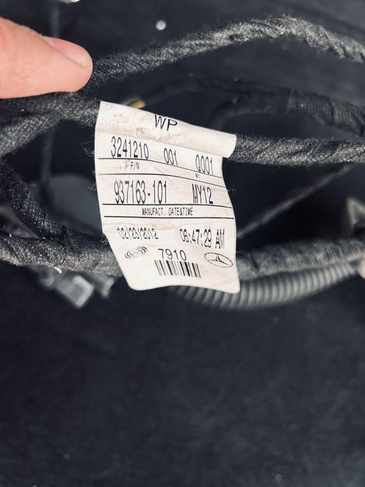 Продам проводку  двери Mercedes w166, x166
