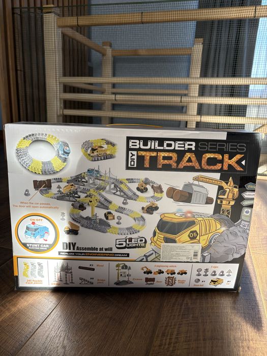 авто трек у будівельній тематиці “Builder Series Track