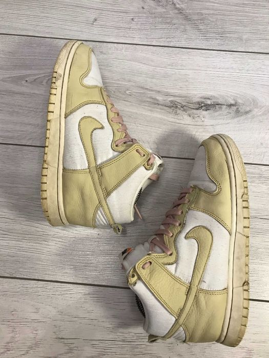 Buty Nike Dunk High LX Team Gold rozm. 38