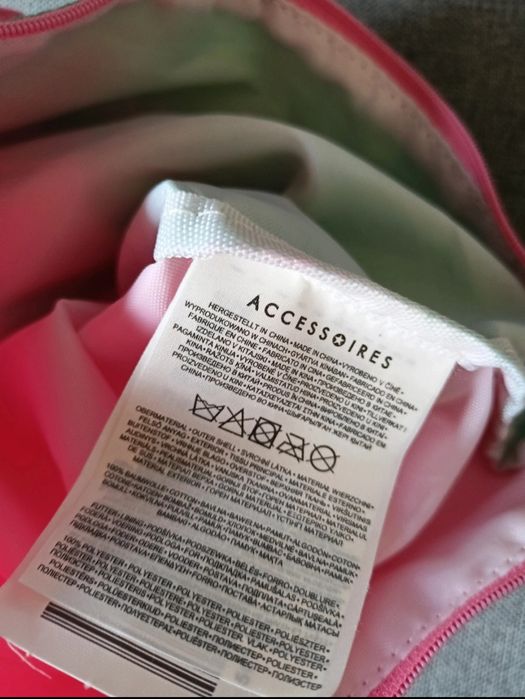 Kosmetyczka na strój kąpielowy