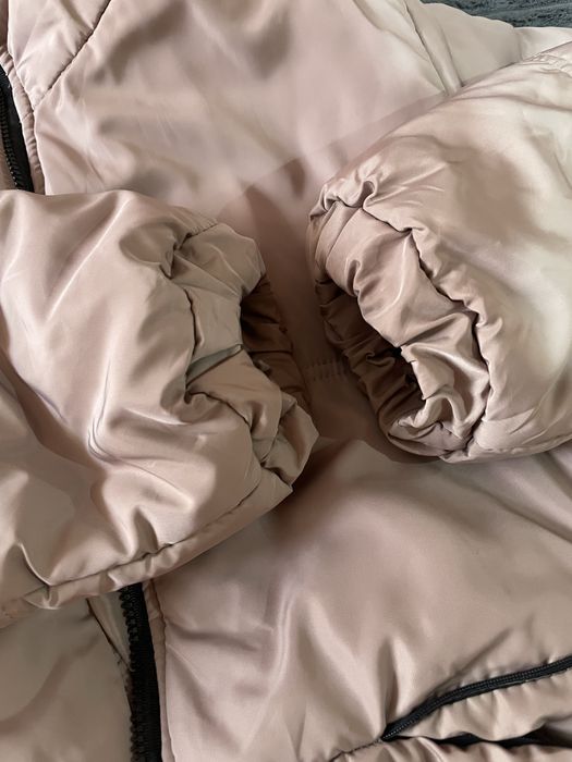 Жіночка куртка Л