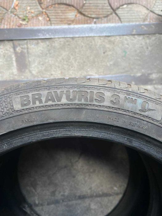 Шины 255/40 R19 Barum б/у лето 4.5мм Пара L6