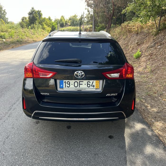 Carrinha Familiar Toyota Auris 2013/12
