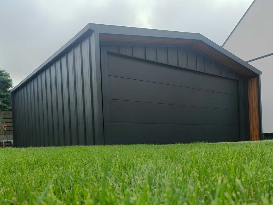 Nowoczesny garaż blaszany blacha NA RĄBEK wypust dachu automat 6x5,8m