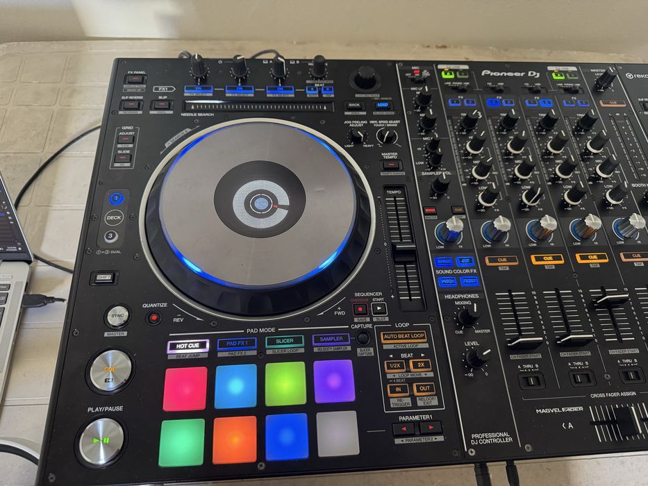 Cotroladora DDJ RZ
