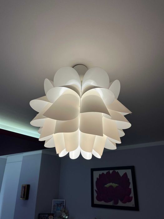 Lampa wisząca biała