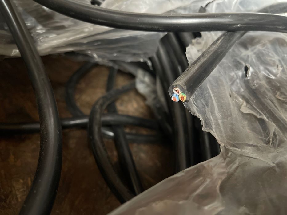 Силовий кабель ВВГ 3х2,5 мідний