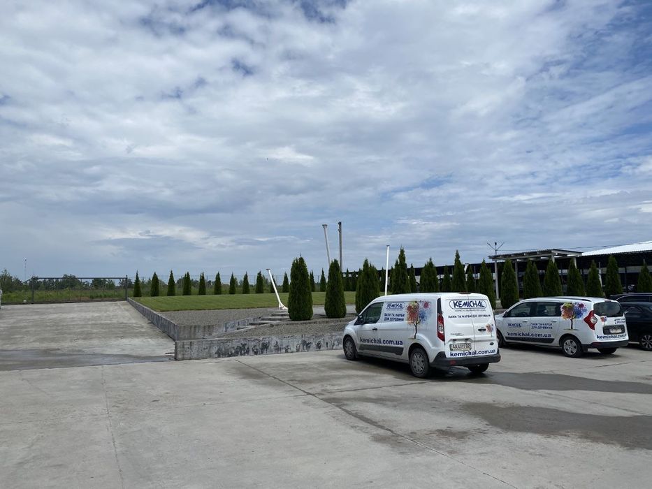 Продам офісно -складське приміщення 1350 м2
