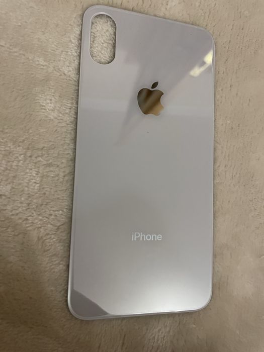 Задняя крышка на Айфон х белого цвета