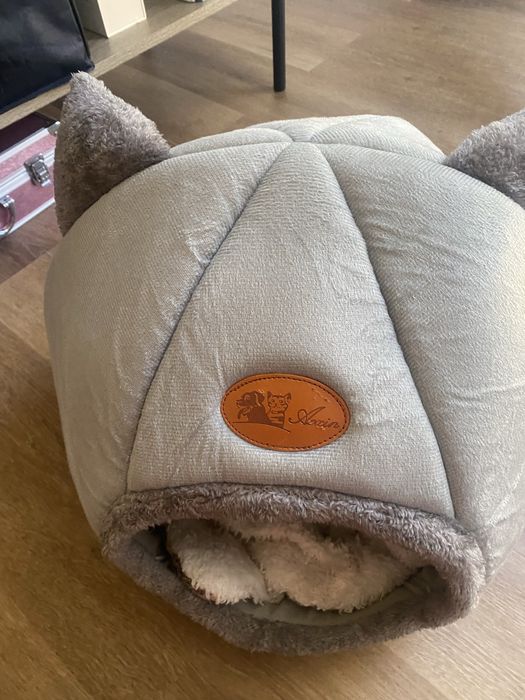 Cama para gato de boa qualidade esta como nova