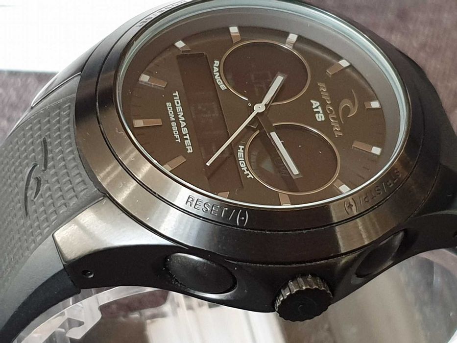 Rip Curl Ocean GMT-ATS Surf Titanium Diver Typ Pilot Citizen Casio