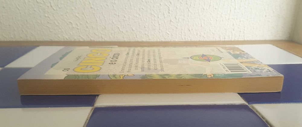 Livro "Os Cinco e o Circo", de Enid Blyton