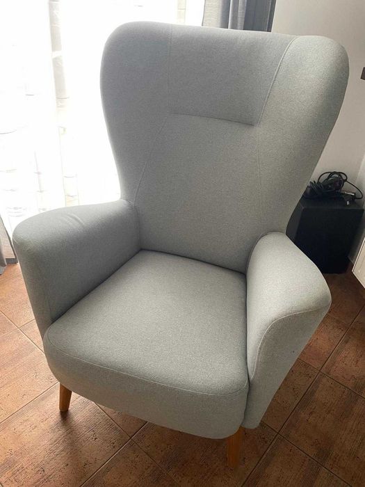 Fotel uszak Next + podnóżek Agata Meble