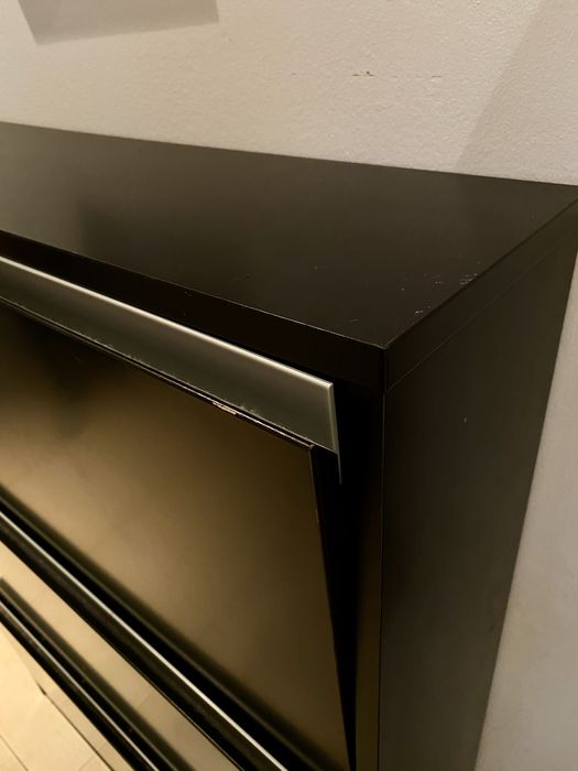 Vendo sapateira wenge com 3 compartimentos
