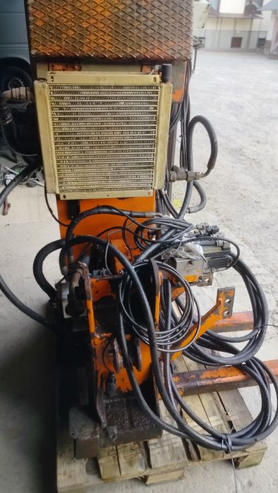 Zasilacz,pompa, agregat hydrauliczny, do listwy, kosiarki