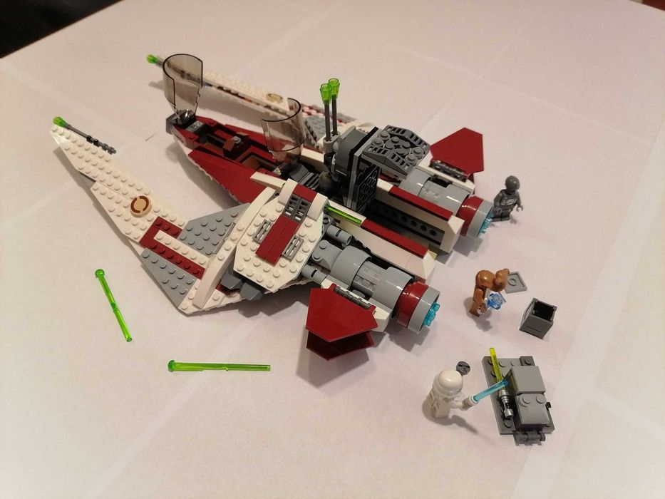 LEGO 75051 Star Wars  Myśliwiec Jedi Scout