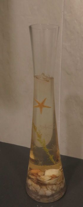 Jarra Vidro Alta, com gel e estrelas e conchas e búzios do mar 27 cm