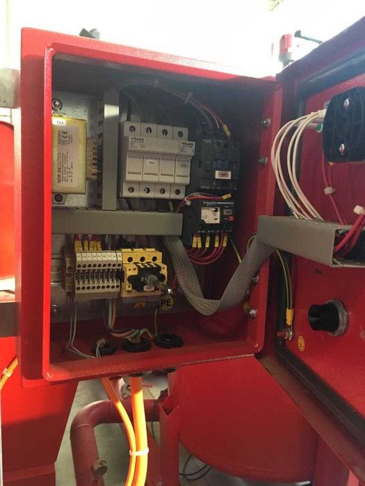 Central Incêndio Grundfos FSHY 75kw  300m3 h - Equipamento Novo -